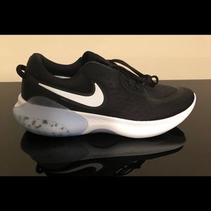 Nike Joyride Dual Run. Men’s 10.5 Running Shoe